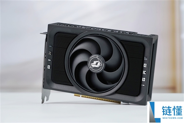 ITX机能小钢炮,七彩虹RTX 5070 Mini OC 12GB图赏