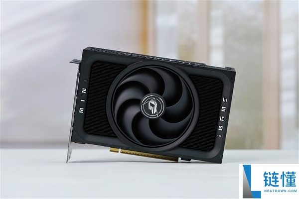 ITX机能小钢炮,七彩虹RTX 5070 Mini OC 12GB图赏
