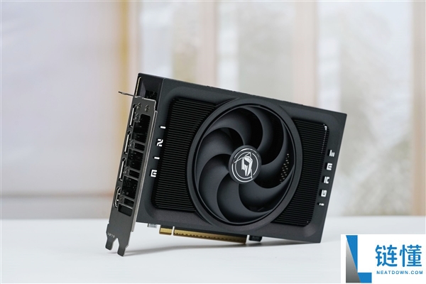 ITX机能小钢炮,七彩虹RTX 5070 Mini OC 12GB图赏