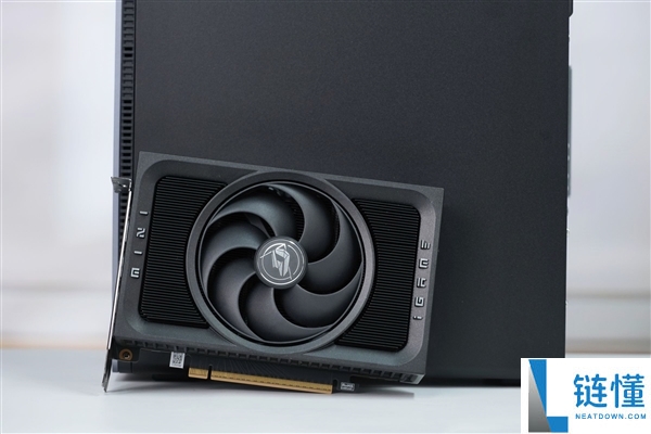 ITX机能小钢炮,七彩虹RTX 5070 Mini OC 12GB图赏
