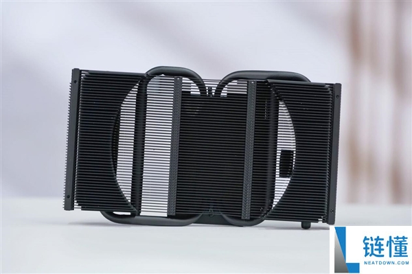 ITX机能小钢炮,七彩虹RTX 5070 Mini OC 12GB图赏