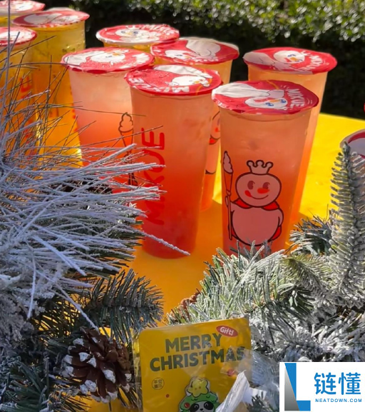 蜜雪冰城登陆美国好莱坞,定价2-5美元 首店日销800杯