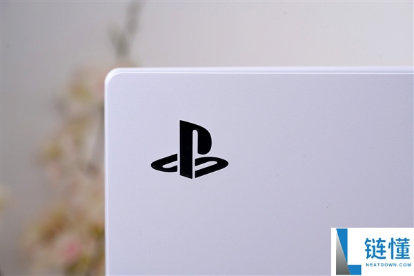 PS5初次单月销量逾越Switch 2,整体销量30年最糟