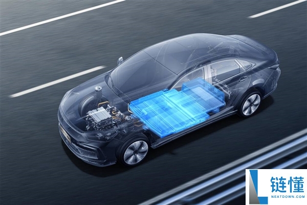 河南一幼儿园告诉家长禁开燃油车接送先生 网友吐槽管的宽：官方回应