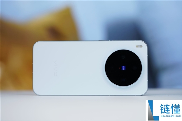 vivo X300系列两个月销量破百万:Pro版更火