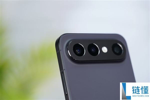 骁龙8 Gen5小钢炮,vivo S50 Pro mini图赏