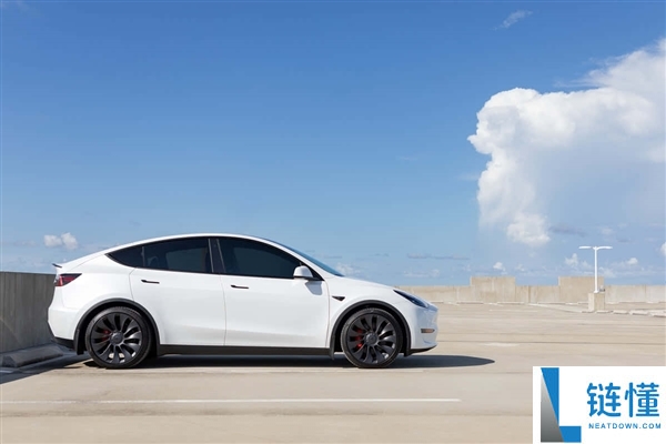 丰田卡罗拉也比不外,马斯克:特斯拉Model Y一连三年成全球最滞销汽车
