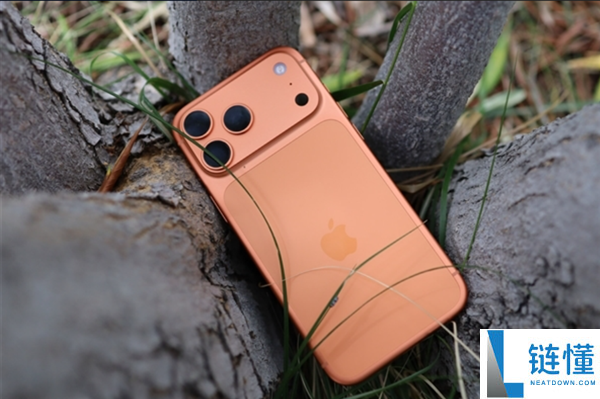 无缘2亿像素,iPhone 18影象配置暴光:双4800万主摄+潜望长焦