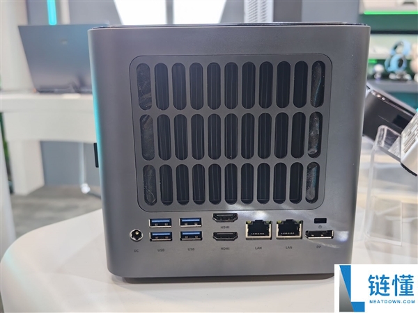 雷神MIX STATION迷你主机表态:搭载AMD AI Max+ 395处置器