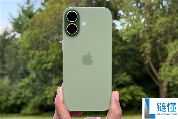 苹果一连三年稳居全球第一,iPhone 17系列创下汗青记载