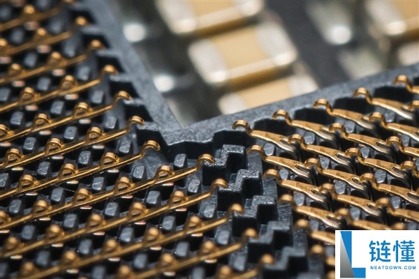 周鸿祎:美国放宽售华芯片禁令 是玩了20年的老花招