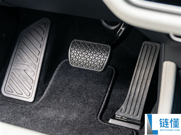 打车不必再怕电车晕车了,网约车上线可选油车功能