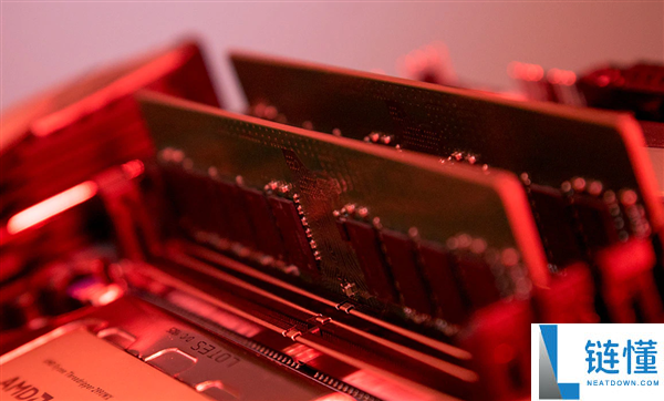 内存厂商该咋办：美国强推内存本土产,否则加收100%关税