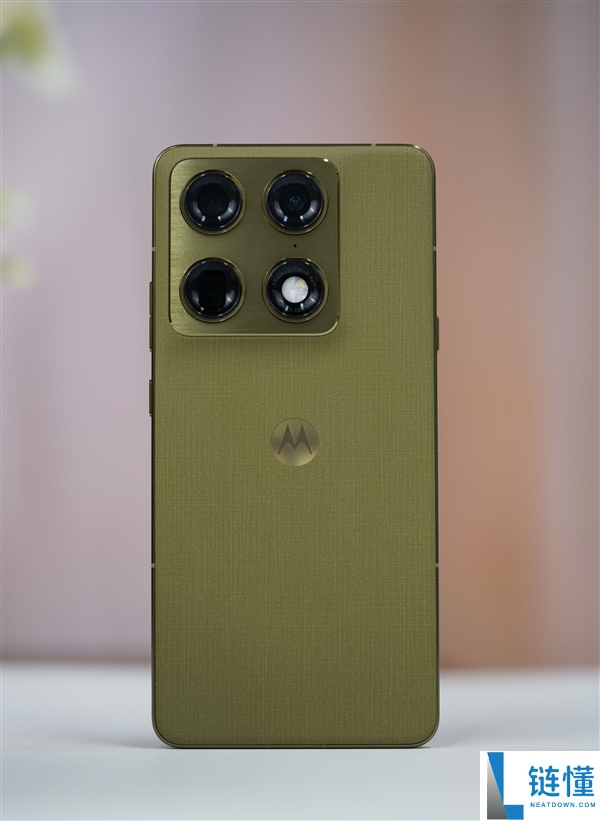 8K轻薄旗舰,联想moto X70 Air Pro图赏