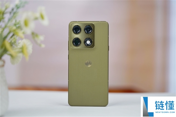 8K轻薄旗舰,联想moto X70 Air Pro图赏