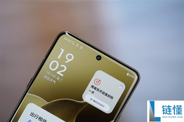 8K轻薄旗舰,联想moto X70 Air Pro图赏