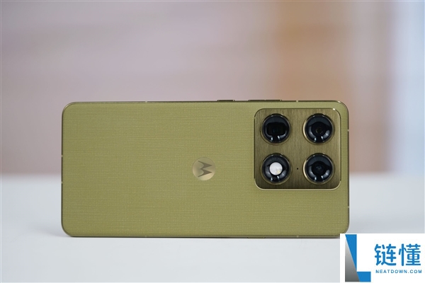 8K轻薄旗舰,联想moto X70 Air Pro图赏