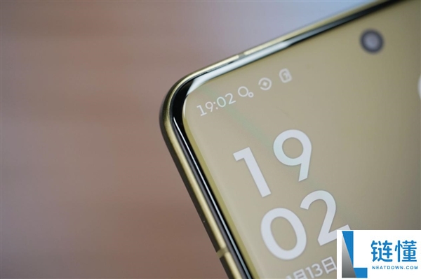 8K轻薄旗舰,联想moto X70 Air Pro图赏