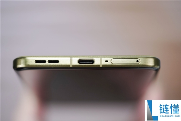 8K轻薄旗舰,联想moto X70 Air Pro图赏