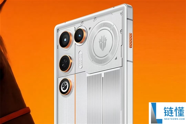 红魔11 Air表态：全球独一真周全屏Air 无刘海无挖孔