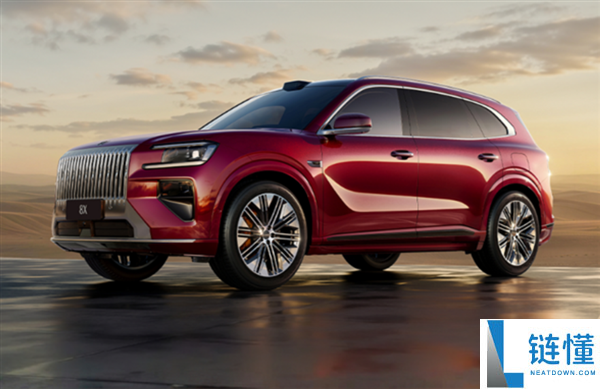 顶配售价近50万元,极氪8X内饰暴光：采取一体式连屏