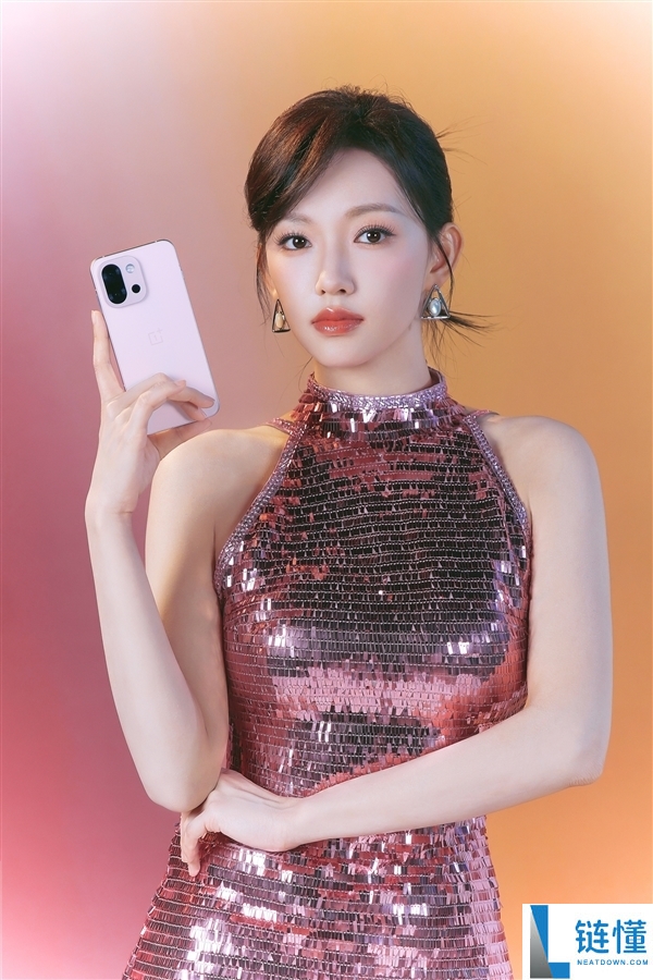 独一子系6.3英寸小屏旗舰,一加15T入网：春节后见