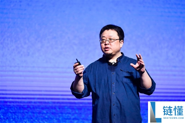 罗永浩与贾国龙约架论争被禁言,《人民日报》谈收集平台义务：不能只盯着流量