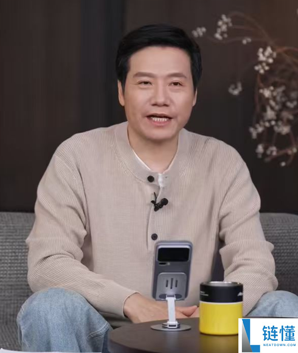 邓承浩回应要向雷军学直播：好东西要进修 深蓝的弱点是不会讲