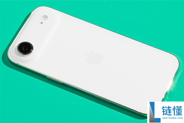 华强北给iPhone Air装上实体SIM卡槽:史无前例