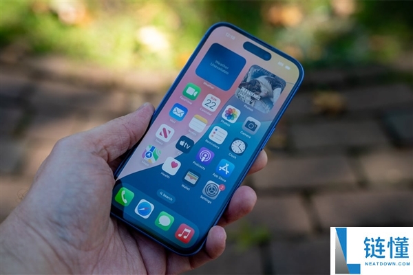 iPhone 18 Pro/17 Pro对照:灵动岛成功瘦身 史上初次