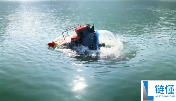 重庆造载人参观潜水器停止交付前测试 通俗旅客无需培训也可乘坐