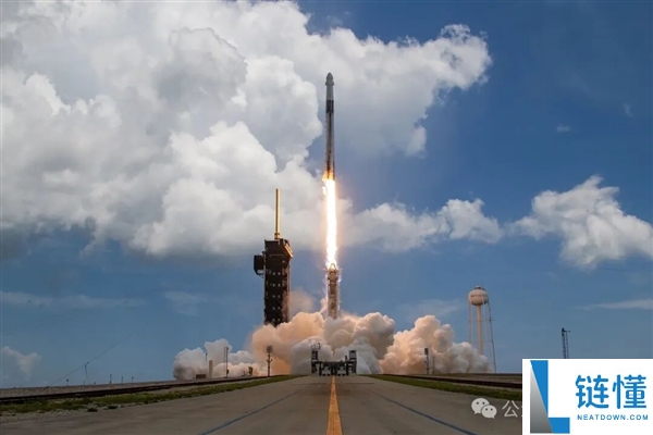 马斯克SpaceX背地的她：实际版钢铁侠小辣椒