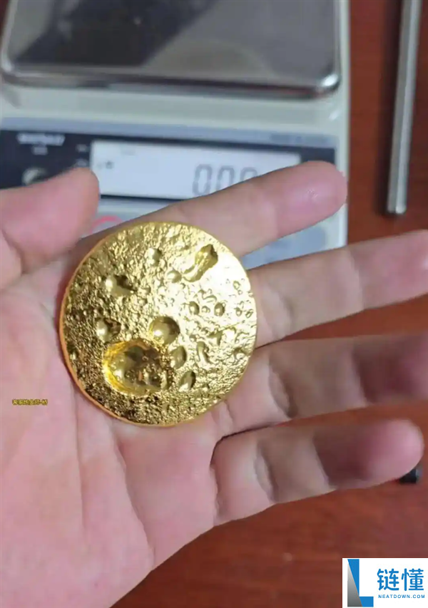 当事人回应用SIM卡炼出191克黄金:用了接近两顿废料