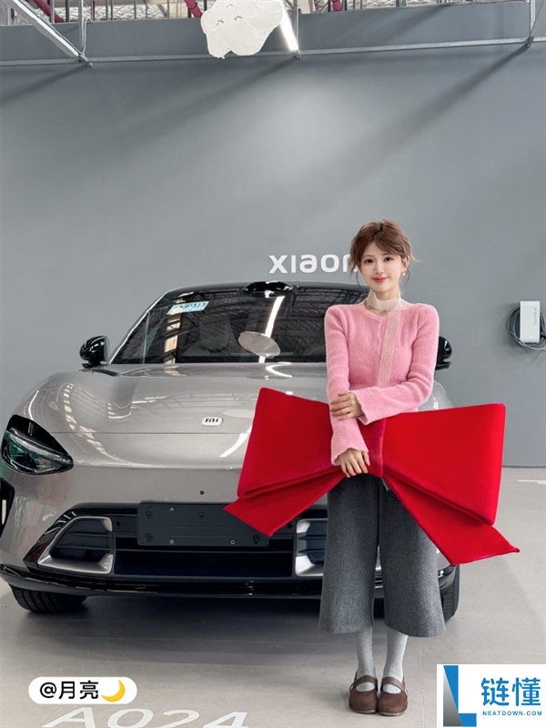雷军晒喜提小米新车的车主：蜜斯姐一个比一个美丽