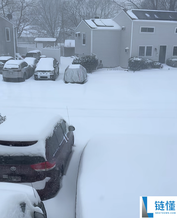 北极涡旋异常割裂极寒席卷美国 留先生称比南极还冷