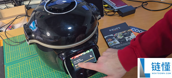 没有屏幕也能Doom,开辟者将《消灭兵士》移植至耳机上