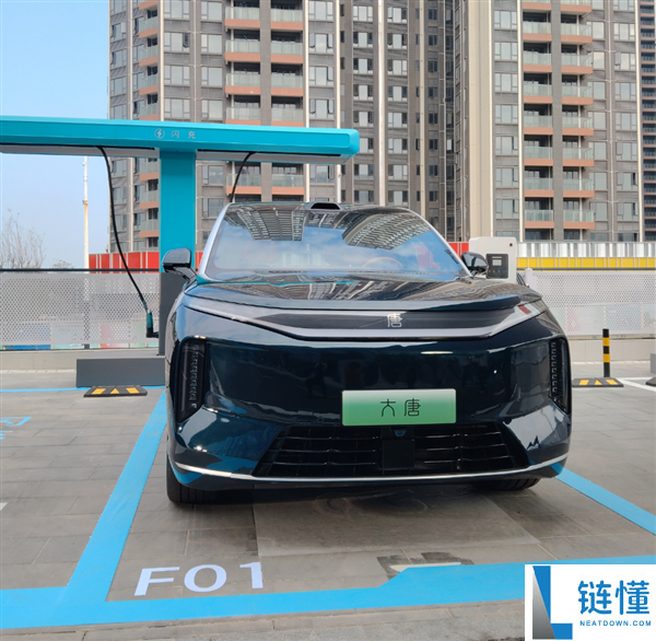 比亚迪大唐无伪实车暴光：车长超5米 零百加快4.9秒