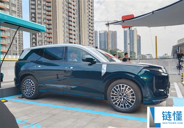 比亚迪大唐无伪实车暴光：车长超5米 零百加快4.9秒