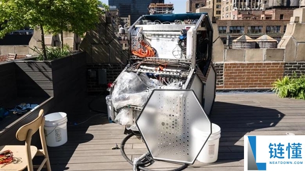 你没看错,美国一公司发布从空气造汽油机械：每升油价最低可做到2.8元