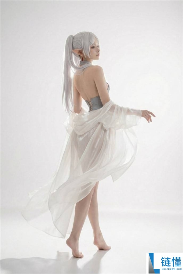 大神用AI制造《芙莉莲》Cos图:媲美真人