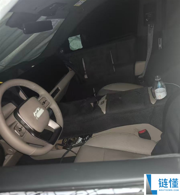 新一代抱负L9内饰疑暴光：大联屏照旧 但一个家族化设计被砍