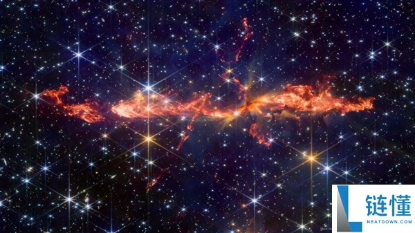 韦伯望远镜拍到龙形喷流 科学家称之
