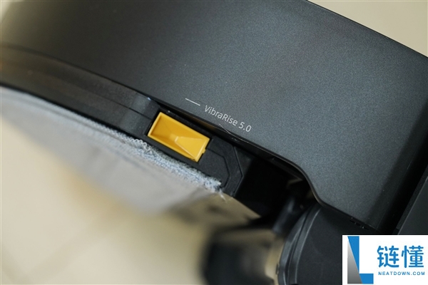 最高8.8cm越障,石头自洁净扫拖机械人G30S Pro图赏