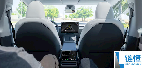 官方数据揭穿：特斯拉Robotaxi事故率 是人类驾驶员的9倍