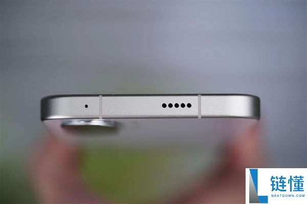 9000mAh小米史上最大电池,REDMI Turbo 5 Max图赏