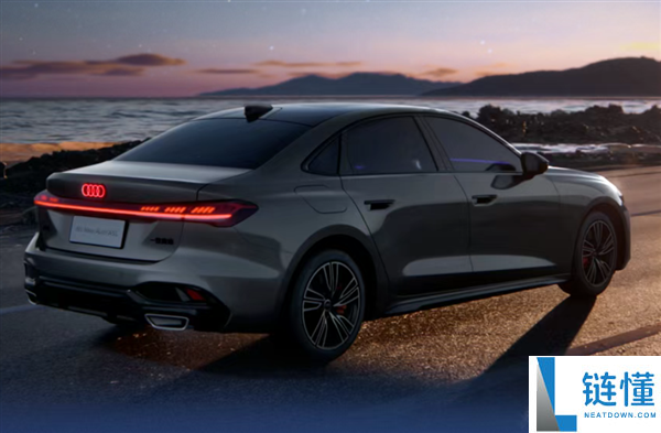 入手价26.78万,奥迪A5L燃擎星驰版上市:新增银河星空顶