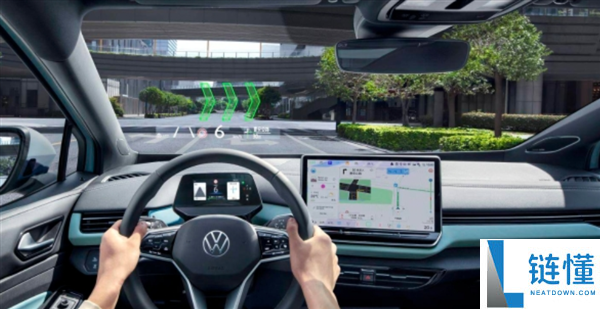 群众为了降本有多拼：撸掉三分之一高管,