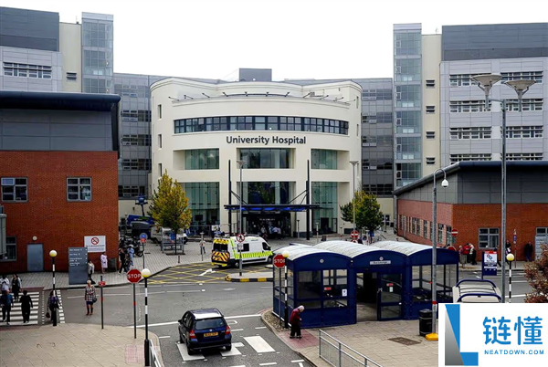 英国一脑瘤患者本应服药6个月 却被毛病医治8年,致双目失明