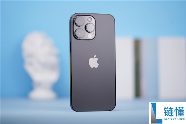 4个安卓不敌1个苹果,iPhone均价汗青首破7000元：国产小米OV为啥死活追不上