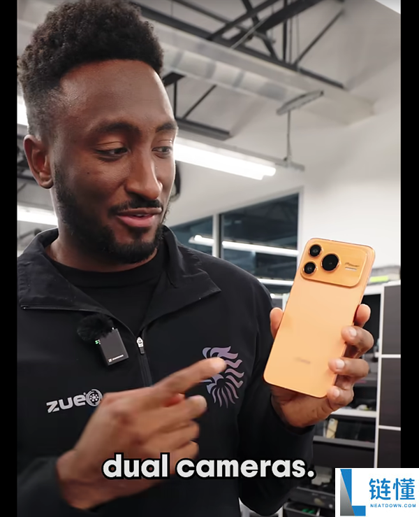 老外看不下去了,吐槽国产手机剽窃iPhone:为了像苹果 3个摄像头里有1个是假的